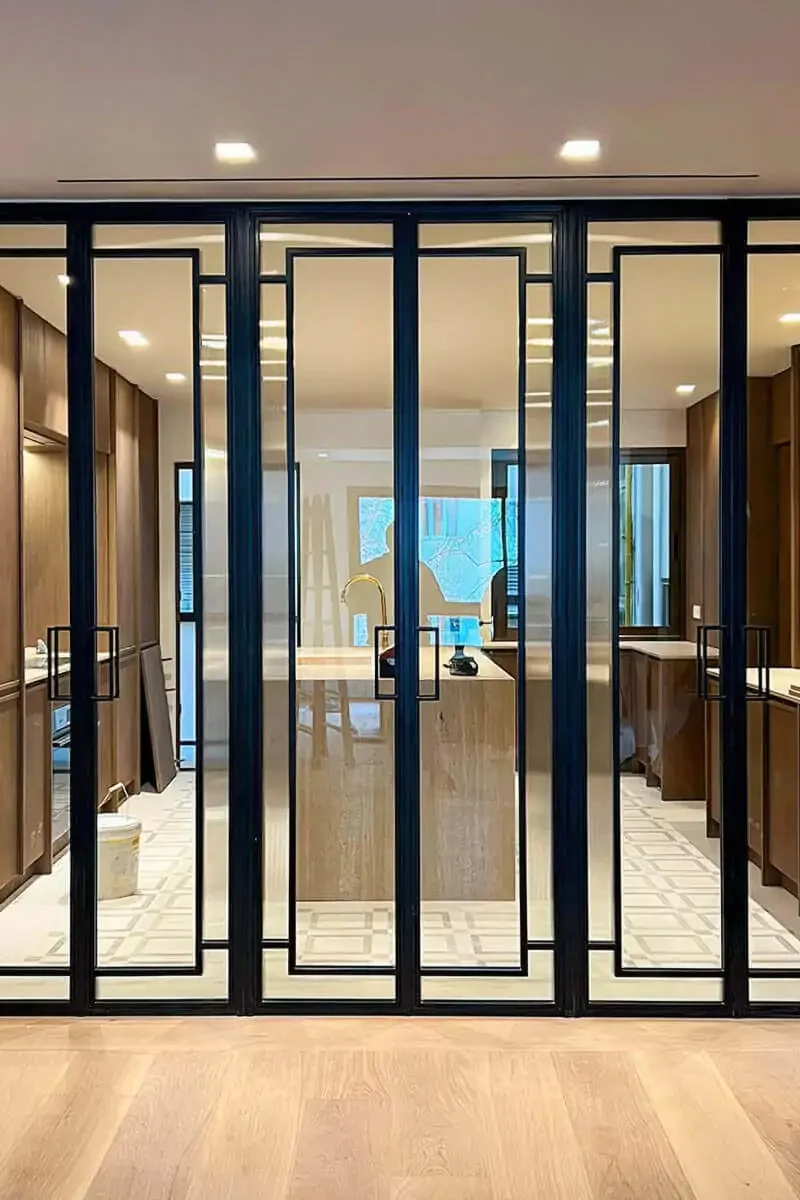 Cerrajeria-Alcorcon-puerta-interior-plegable